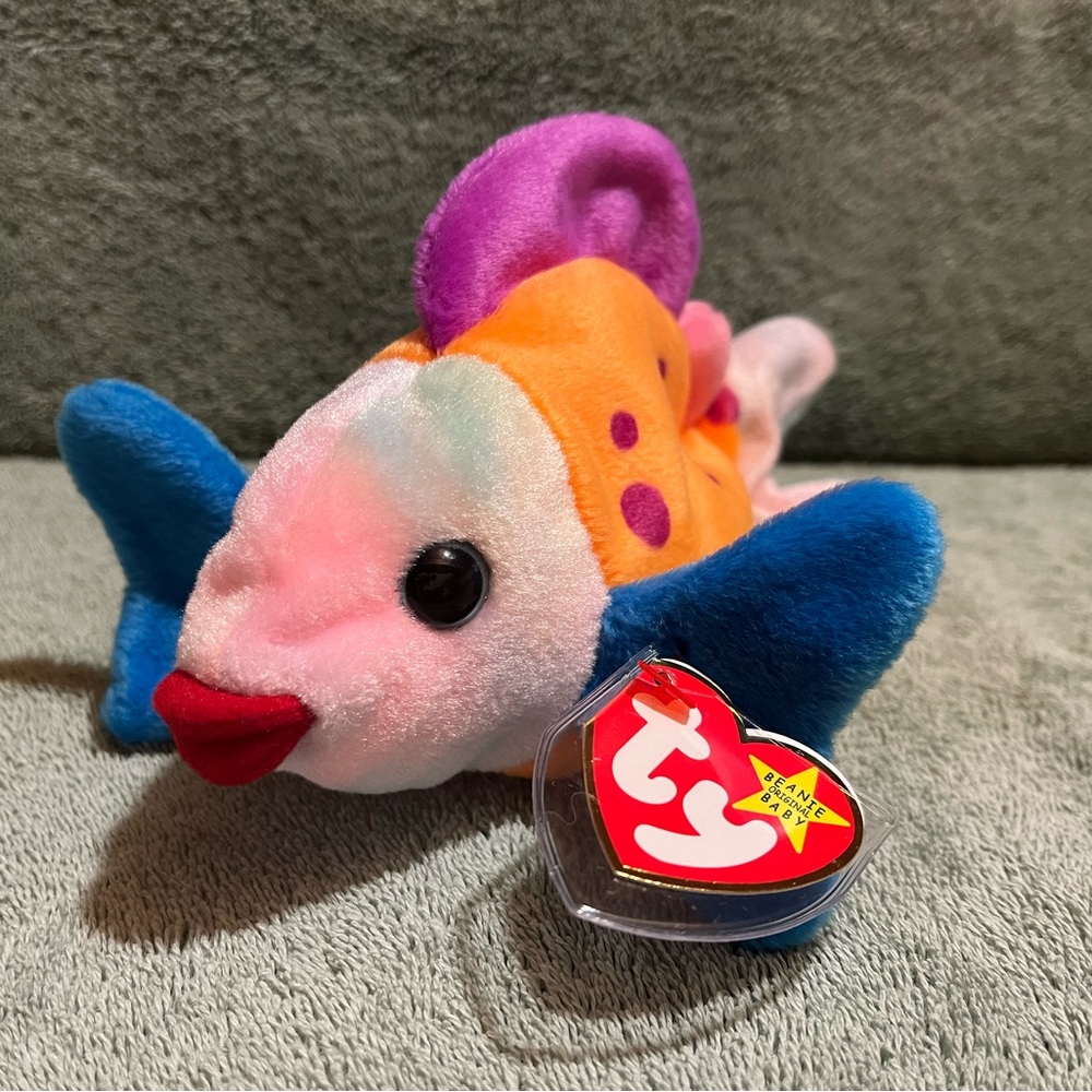 (LABOUR DAY SALE) TY Beanie Baby "LIPS"